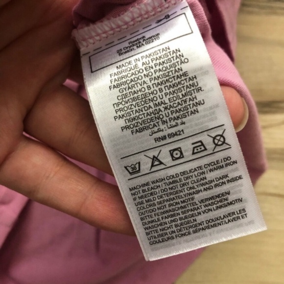 Reebok Pink Short Sleeve Tee - Picture 8 of 9